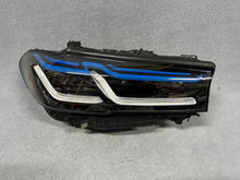 Laden Sie das Bild in den Galerie-Viewer, Frontscheinwerfer BMW 5 G31 G30 8082662G30 Laser Ein Stück (Rechts oder Links) SCH3317848290je