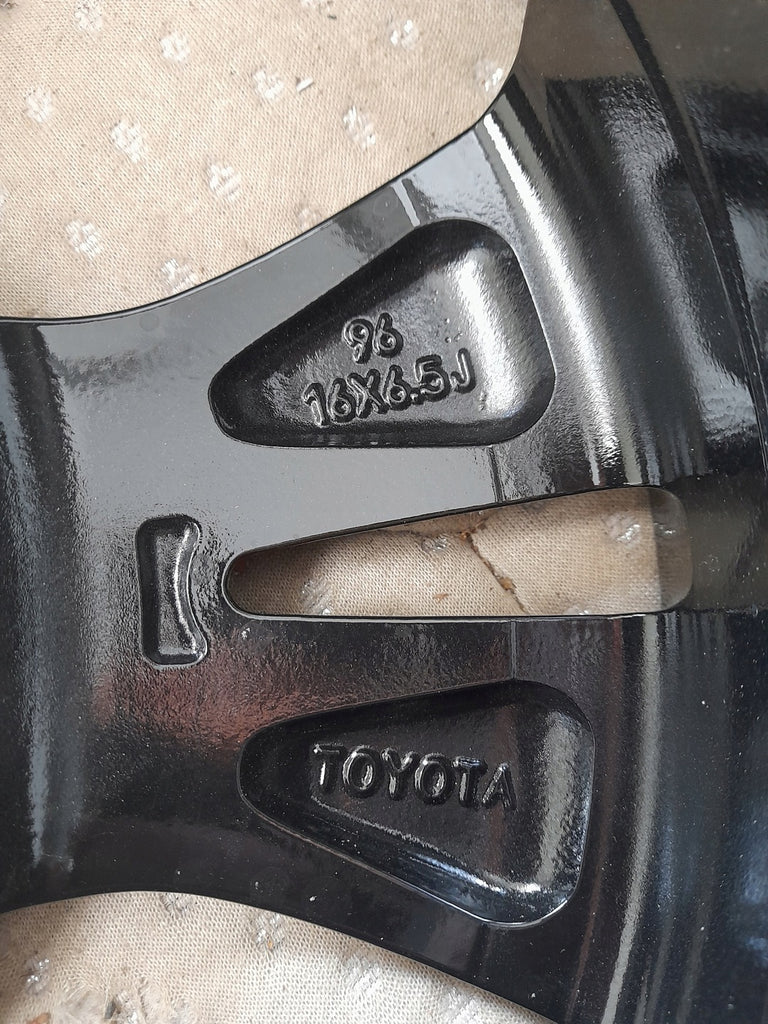 4x Alufelge 16 Zoll 6.5" 5x114.3 45ET Glanz Schwarz PW4570D006 Toyota Yaris