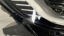 Laden Sie das Bild in den Galerie-Viewer, Frontscheinwerfer Renault Clio I V 260104922R LED Rechts Scheinwerfer Headlight SCH3614126603px