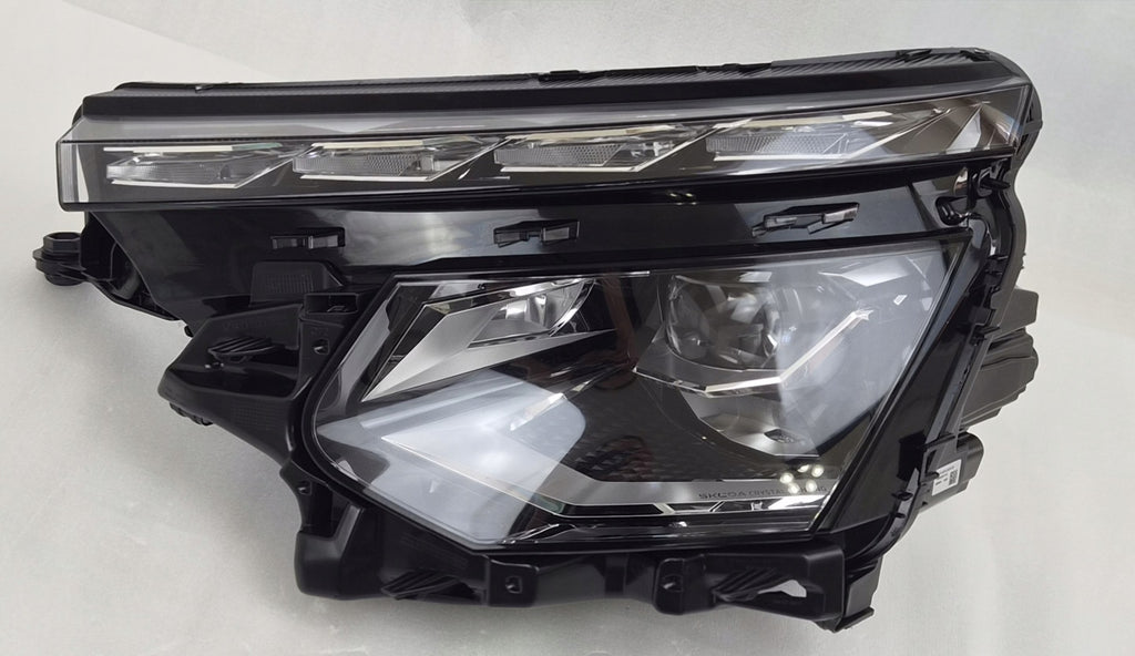 Frontscheinwerfer Skoda Kamiq 655941015C Links Scheinwerfer Headlight SCH5020210759rh