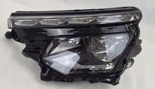 Laden Sie das Bild in den Galerie-Viewer, Frontscheinwerfer Skoda Kamiq 655941015C Links Scheinwerfer Headlight SCH5020210759rh