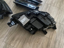 Load image into Gallery viewer, Frontscheinwerfer VW Multivan T7 7T1941081A 7T1941082A LED Rechts oder Links SCH7306669352ia