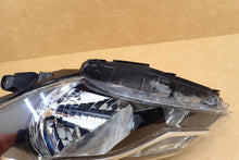 Load image into Gallery viewer, Frontscheinwerfer Toyota Yaris Links Scheinwerfer Headlight