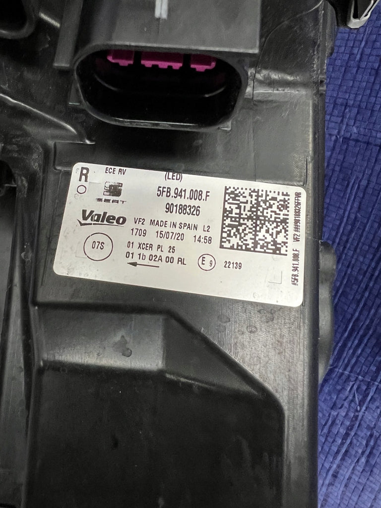 Frontscheinwerfer Seat Leon 5FB941008F Rechts Scheinwerfer Headlight