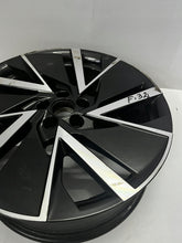 Load image into Gallery viewer, 1x Alufelge 18 Zoll 7.0&quot; 5x100 39ET Glanz Schwarz 658601025 Skoda Scala Kamiq