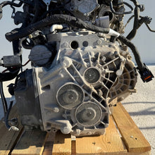 Laden Sie das Bild in den Galerie-Viewer, Motor Audi A3 Sportback 2.0 TSI.TFSI 34TKm 2023 Benzin Engine Komplett MOT1750635502iq