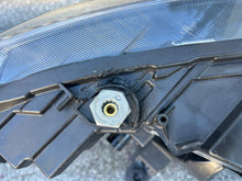 Laden Sie das Bild in den Galerie-Viewer, Frontscheinwerfer Seat I Ibiza V 6F1941005F Links Scheinwerfer Headlight SCH8635355314dy