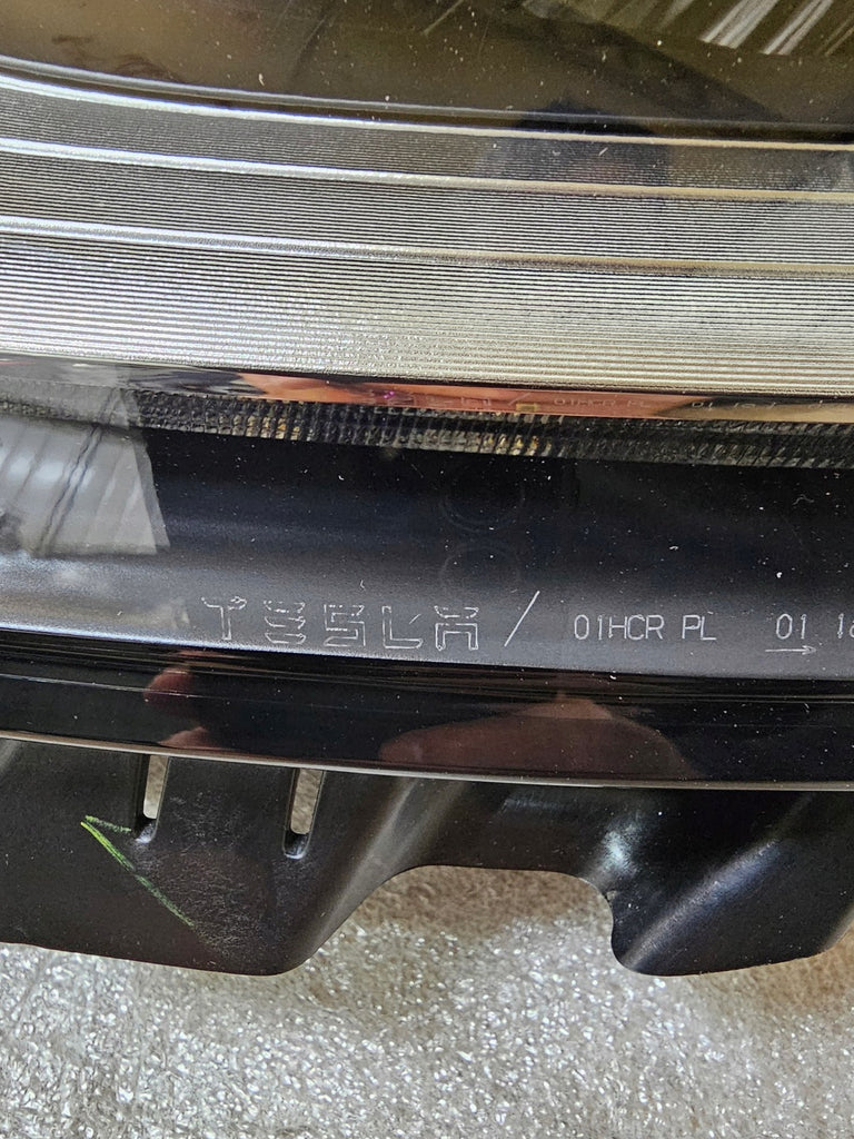 Frontscheinwerfer Tesla 3 1077375-00-C Links Scheinwerfer Headlight