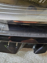 Laden Sie das Bild in den Galerie-Viewer, Frontscheinwerfer Tesla 3 1077375-00-C Links Scheinwerfer Headlight