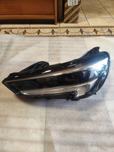 Laden Sie das Bild in den Galerie-Viewer, Frontscheinwerfer Opel Insignia B 39136835 LED Links Scheinwerfer Headlight SCH6837302702rt