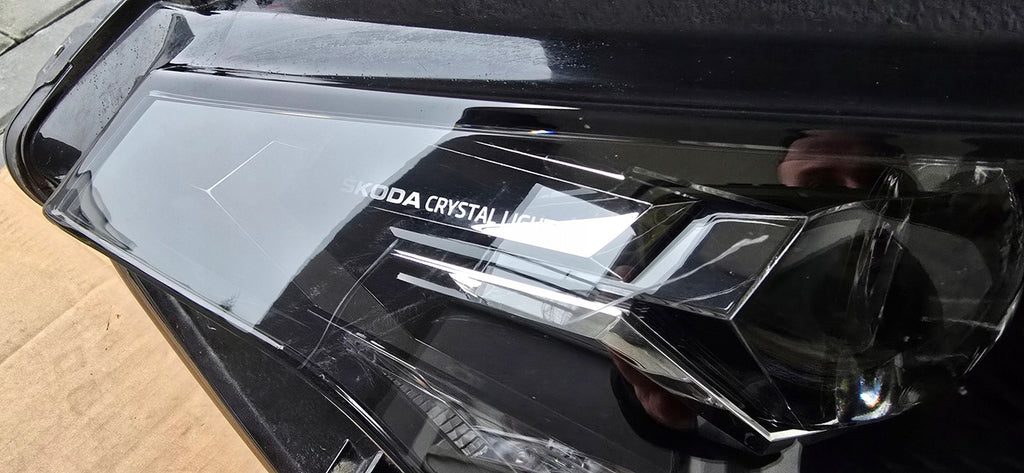 Frontscheinwerfer Skoda Enyaq 5LB941016A Full LED Ein Stück (Rechts oder Links)