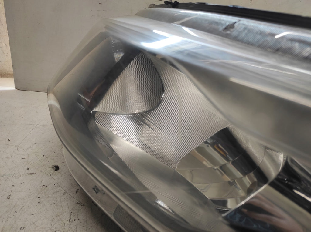 Frontscheinwerfer Iveco Daily IV 5801473750 Links Scheinwerfer Headlight SCH9494773978mc