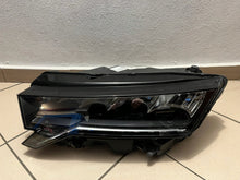 Laden Sie das Bild in den Galerie-Viewer, Frontscheinwerfer Skoda Octavia IV 5E4941009 Full LED Links Headlight SCH1785352109pe