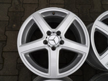 Laden Sie das Bild in den Galerie-Viewer, 4x Alufelge 17 Zoll 7.5" 5x112 32ET Mercedes-Benz Rim Wheel FEL8258228162hm