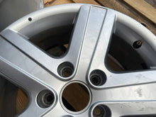 Laden Sie das Bild in den Galerie-Viewer, 1x Alufelge 17 Zoll 5x112 7H0601025H VW Multivan Rim Wheel FEL6123557247vr