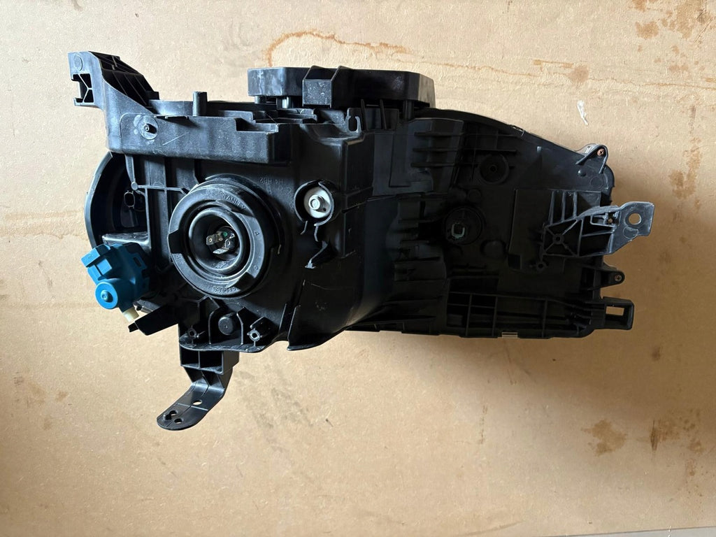 Frontscheinwerfer Nissan Laguna III Ein Stück (Rechts oder Links) Headlight