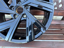 Load image into Gallery viewer, 1x Alufelge 18 Zoll 7.5" 5x112 51ET Glanz Schwarz 5H0601025M VW Golf Viii FEL1104875070fl