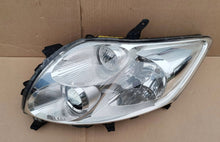 Laden Sie das Bild in den Galerie-Viewer, Frontscheinwerfer Toyota Auris 81070-02480 Xenon Links Scheinwerfer Headlight