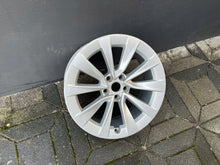 Laden Sie das Bild in den Galerie-Viewer, 1x Alufelge 19 Zoll 8.5" 5x114.3 40ET Glanz Silber 1044264-00-A Tesla Model 3 FEL2533766092il