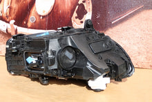 Laden Sie das Bild in den Galerie-Viewer, Frontscheinwerfer Mercedes-Benz W206 A2069067903 LED Links Headlight SCH3177582147je