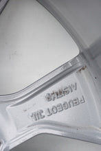 Laden Sie das Bild in den Galerie-Viewer, 1x Alufelge 17 Zoll 7.0" 5x108 40ET Glanz Graphit 9814117977 Peugeot Rim Wheel FEL7957842238qf