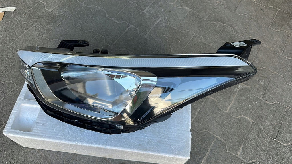 Frontscheinwerfer Hyundai I20 Links Scheinwerfer Headlight