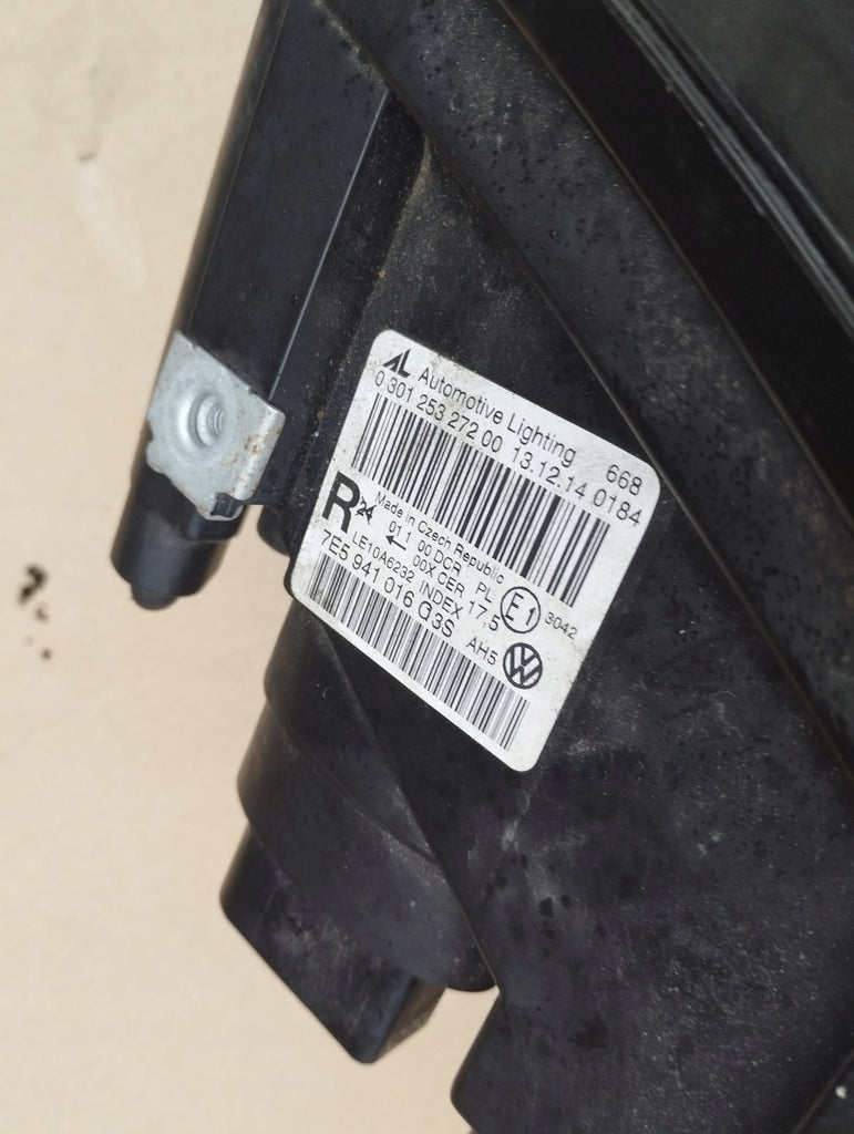 Frontscheinwerfer VW Multivan 7E5941016Q Ein Stück (Rechts oder Links) Headlight SCH6517999715zf