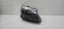 Laden Sie das Bild in den Galerie-Viewer, Frontscheinwerfer Mercedes-Benz Vito W447 A4479065900 Rechts Headlight SCH4037057434pn