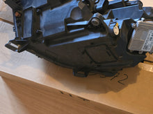 Laden Sie das Bild in den Galerie-Viewer, Frontscheinwerfer Skoda Kamiq 658941016D Full LED Rechts Scheinwerfer Headlight SCH6036862012pu