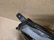 Laden Sie das Bild in den Galerie-Viewer, Frontscheinwerfer Toyota Yaris 0258478 Rechts Scheinwerfer Headlight SCH8980842160ba