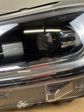 Laden Sie das Bild in den Galerie-Viewer, Frontscheinwerfer VW Taigo 2G7941035A Full LED Links Scheinwerfer Headlight SCH9712767262db