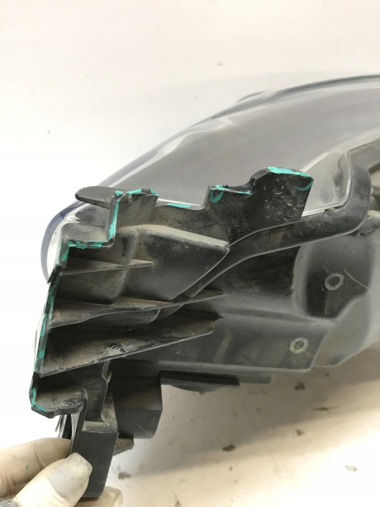 Frontscheinwerfer Mazda III D09K-51030 LED Rechts Scheinwerfer Headlight