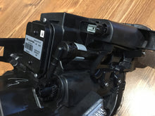 Laden Sie das Bild in den Galerie-Viewer, Frontscheinwerfer Jeep Grand Cherokee Wk2 68144709AE Links Headlight SCH1468083458ch