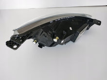 Laden Sie das Bild in den Galerie-Viewer, Frontscheinwerfer Ford Focus JX7B-13E015-CE Links Scheinwerfer Headlight