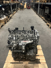 Laden Sie das Bild in den Galerie-Viewer, Motor Mercedes-Benz Cla M282914 1.3 14TKm 2019 Benzin Engine Unkomplett