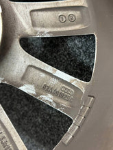 Load image into Gallery viewer, 1x Alufelge 16 Zoll 6.5" 5x100 40ET Glanz Silber 82A601025C Audi A1 Rim Wheel FEL6981946466ca