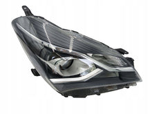 Load image into Gallery viewer, Frontscheinwerfer Toyota Yaris Rechts Scheinwerfer Headlight