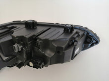 Laden Sie das Bild in den Galerie-Viewer, Frontscheinwerfer Honda Civic I 2206200956-00971 LED Rechts Headlight SCH9236101564wi