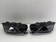 Laden Sie das Bild in den Galerie-Viewer, Frontscheinwerfer Skoda Octavia IV 5E4941015A 5E4941016A Ein Satz Headlight SCH3364774562bh