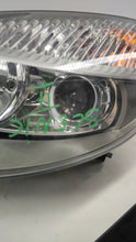 Laden Sie das Bild in den Galerie-Viewer, Frontscheinwerfer Renault Scenic 1EL008862-19 Xenon Links Scheinwerfer Headlight