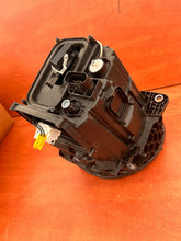 Load image into Gallery viewer, Frontscheinwerfer Mercedes-Benz A4639068702 LED Ein Stück (Rechts oder Links) SCH8665890338hc