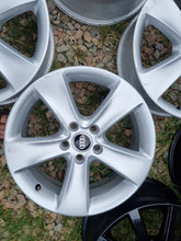 Laden Sie das Bild in den Galerie-Viewer, 4x Alufelge 17 Zoll 6.5" 5x112 39ET Silber 3C8601025F Audi Rim Wheel FEL1085837408hl