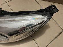 Laden Sie das Bild in den Galerie-Viewer, Frontscheinwerfer Ford Focus III F1EB-13W030-AF LED Links Scheinwerfer Headlight