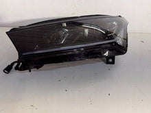 Laden Sie das Bild in den Galerie-Viewer, Frontscheinwerfer Skoda Enyaq IV 5LB941015H LED Links Scheinwerfer Headlight SCH4791694058fl