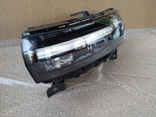 Laden Sie das Bild in den Galerie-Viewer, Frontscheinwerfer Dacia Duster 260603515R LED Links Scheinwerfer Headlight