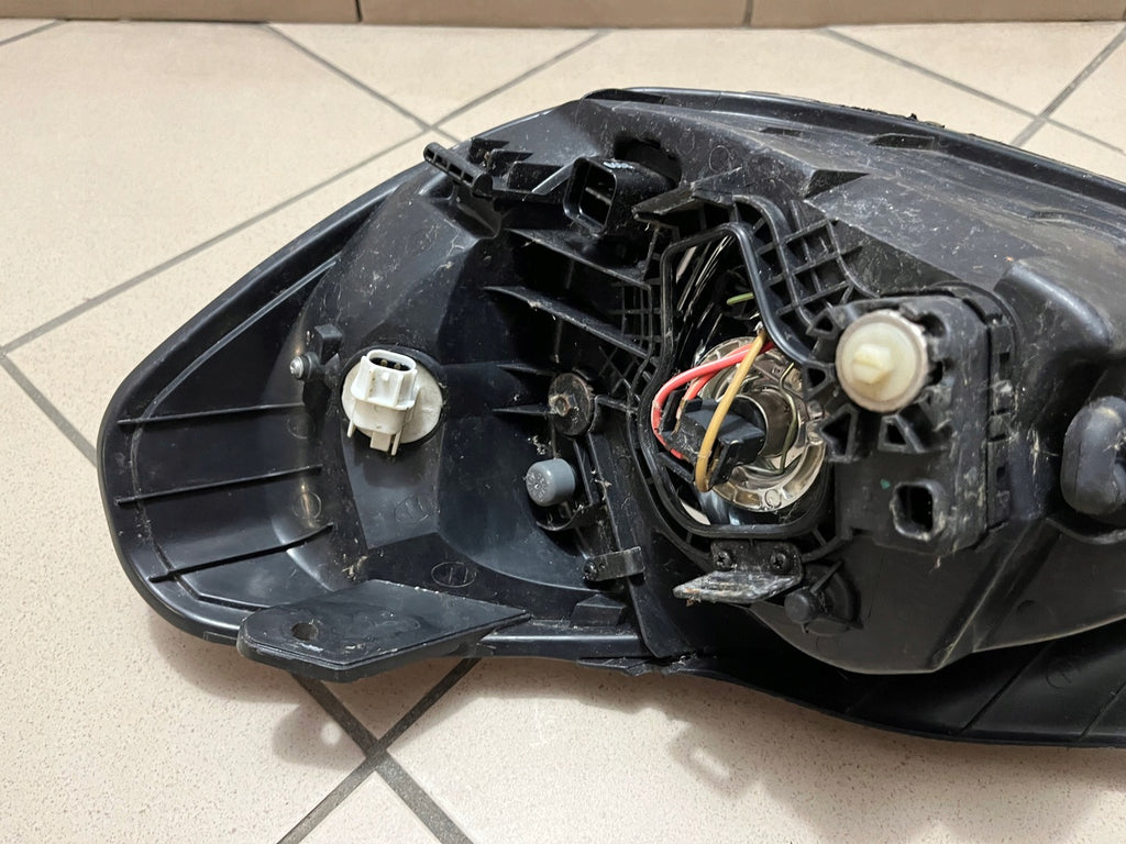 Frontscheinwerfer Hyundai Accent 92102-1E000 Rechts Scheinwerfer Headlight