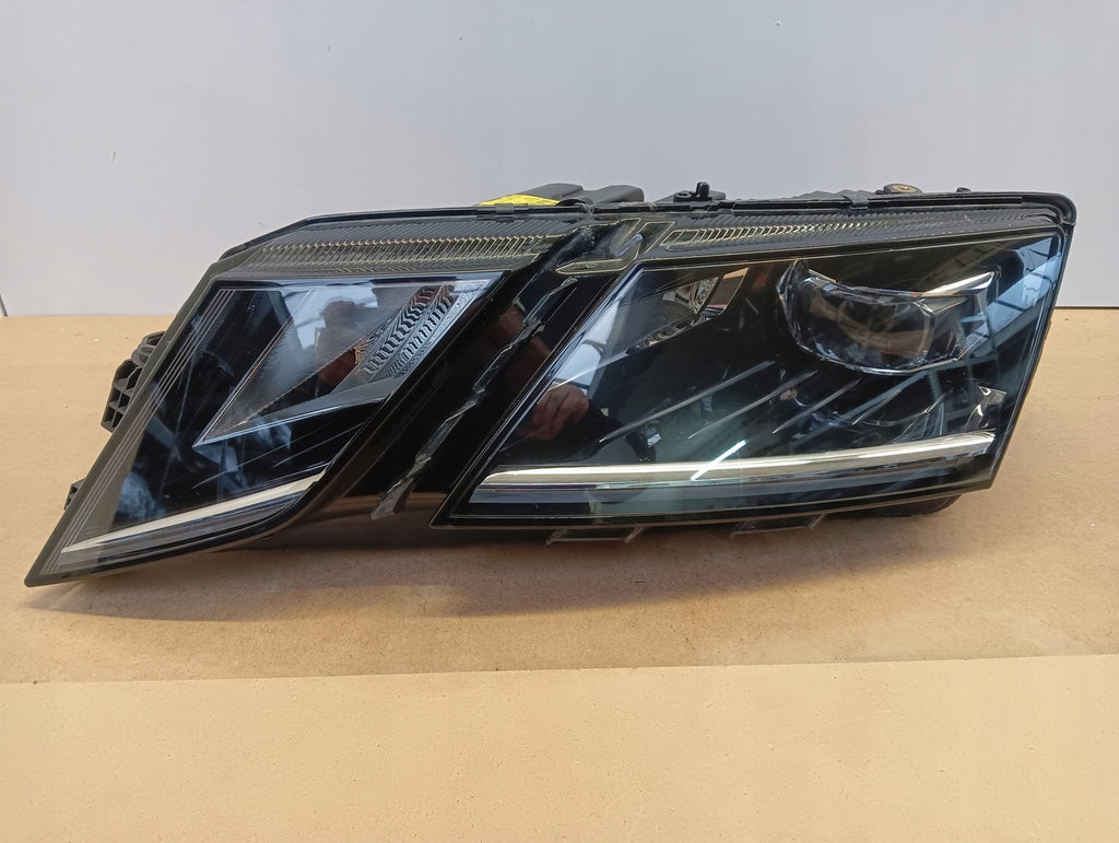 Frontscheinwerfer Skoda Octavia III 5E1941015 LED Links Scheinwerfer Headlight SCH5727180270tl