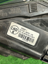 Load image into Gallery viewer, Frontscheinwerfer Toyota Corolla 81110-02T51 Full LED Rechts Headlight SCH5827758421yv