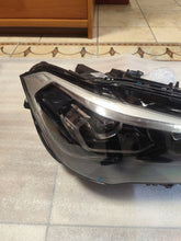 Load image into Gallery viewer, Frontscheinwerfer BMW X1 F48 63117472250-06 Rechts Scheinwerfer Headlight SCH5490648372lf