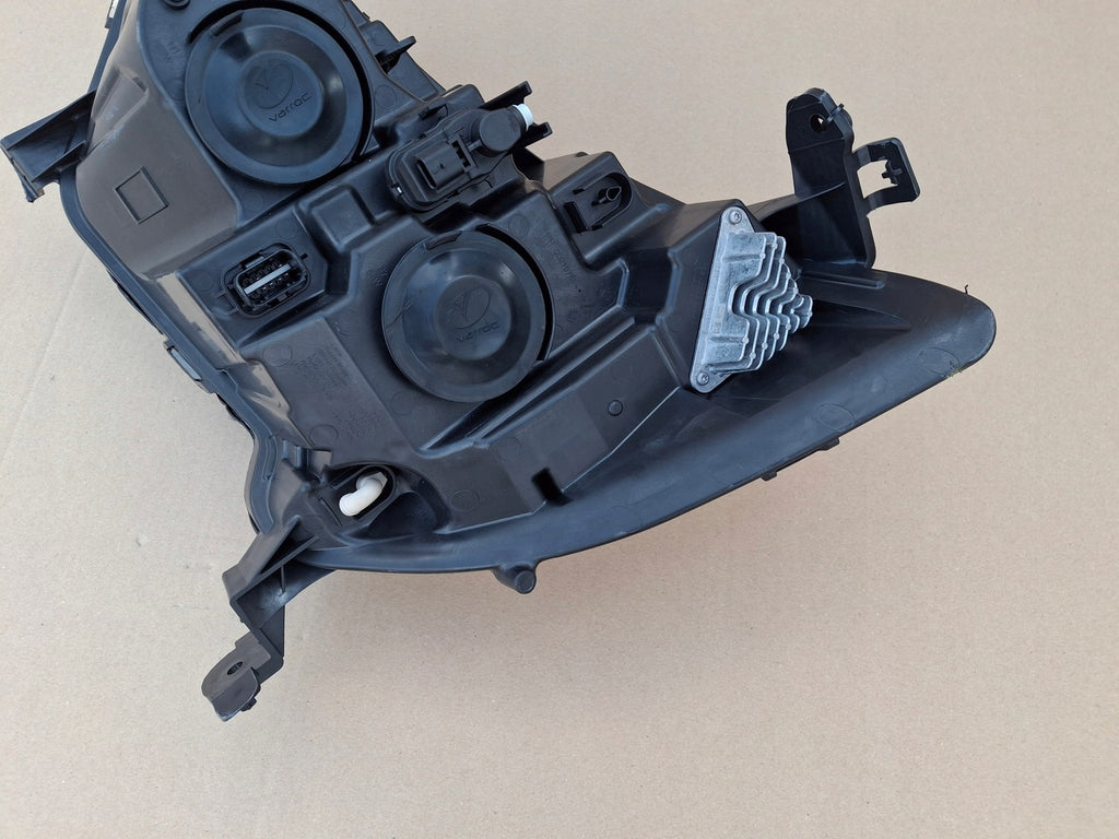 Frontscheinwerfer Renault Master III 260105567R LED Rechts Headlight SCH9456893890gn